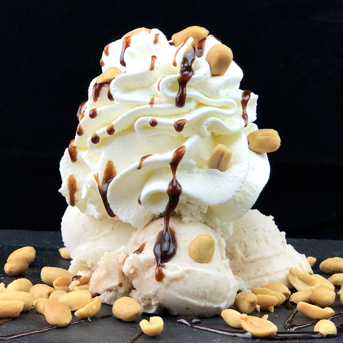 Salty-Peanut-Becher